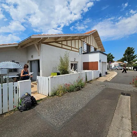 Cosy Avec Cour, Proche Ocean Et Commerces - Fr-1-476-226 Apartamento *