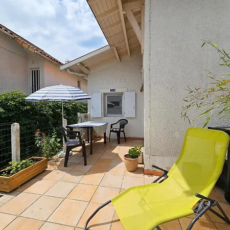 Cosy Avec Cour, Proche Ocean Et Commerces - Fr-1-476-226 La Faute-sur-Mer